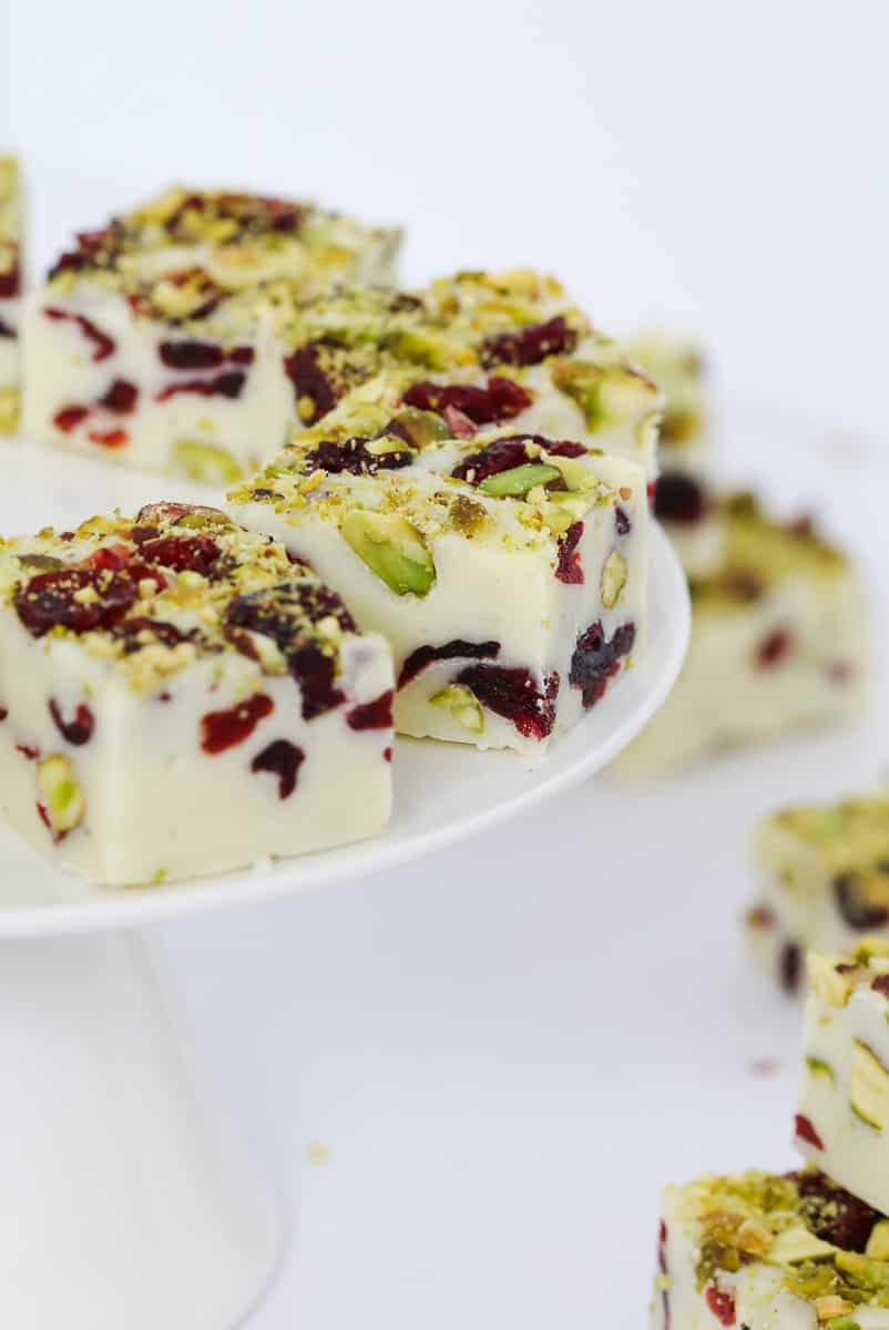 4 Ingredient Microwave Christmas Fudge Recipe Bake Play Smile