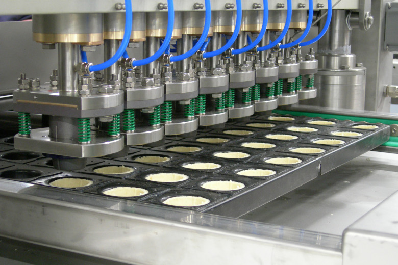 Pie production AMF Tromp line Baking & Biscuit
