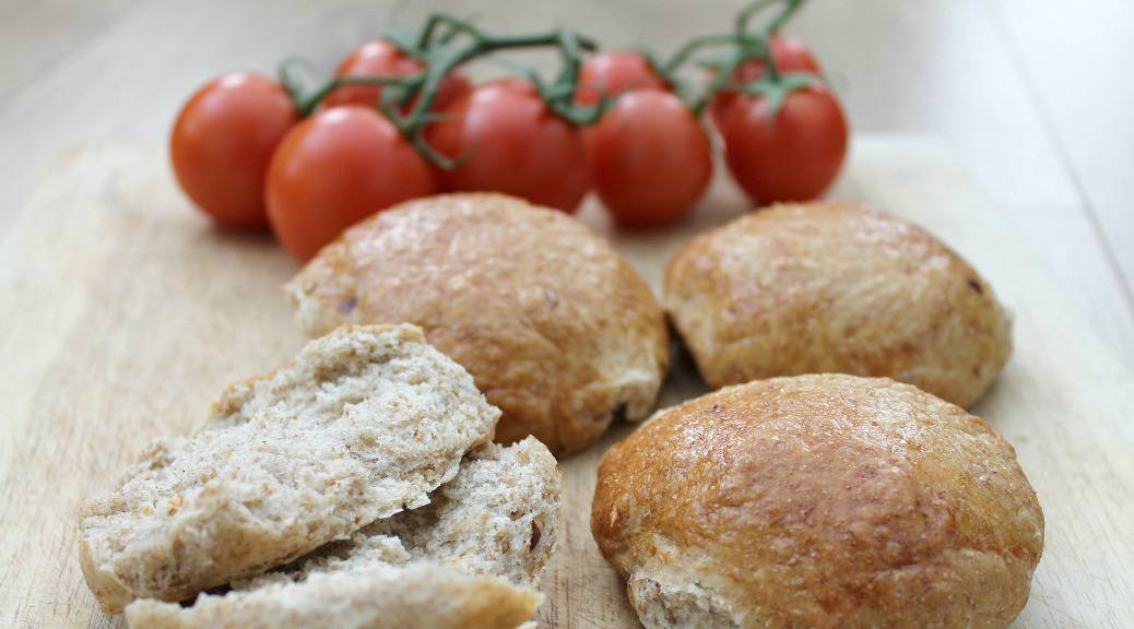Wholemeal Chilli Bread Rolls BakingQueen74