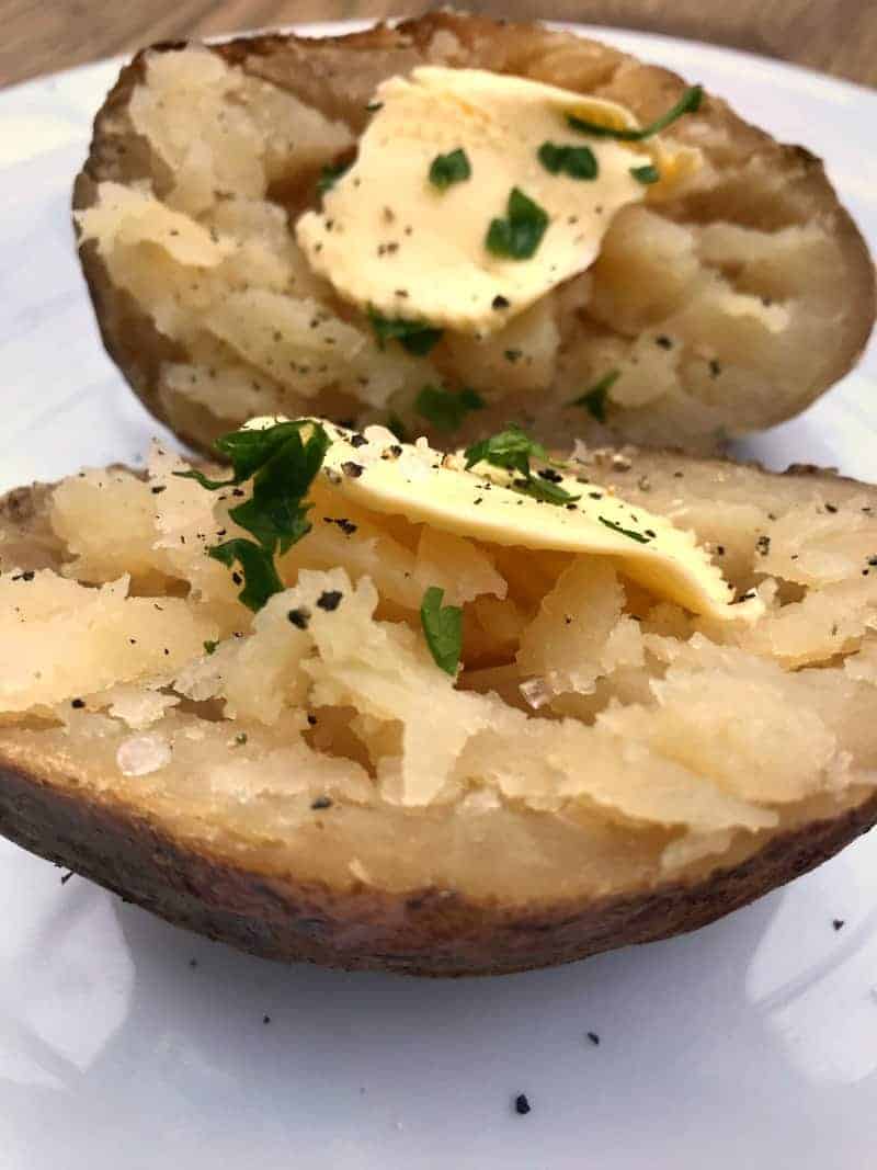 Slow Cooker Baked Potatoes BakingQueen74