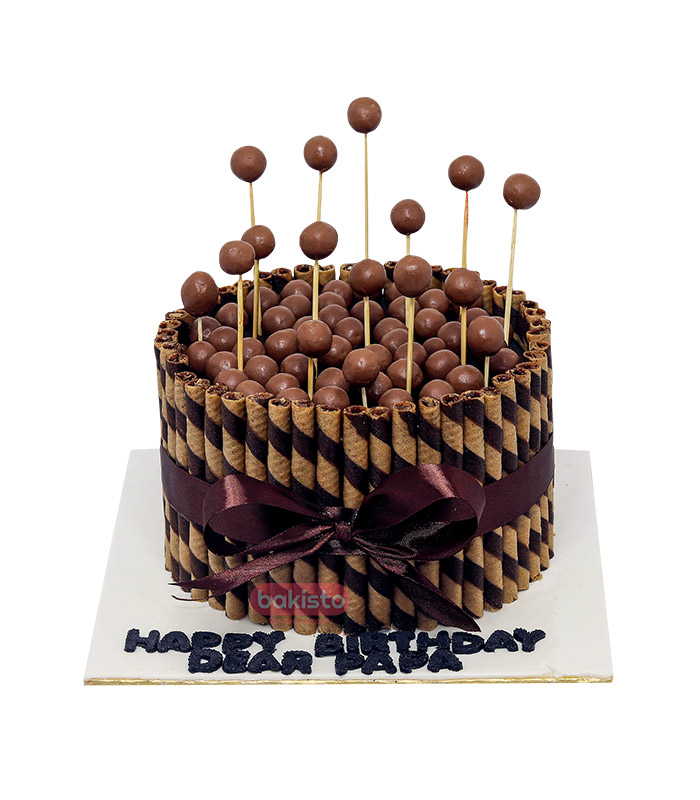 Share more than 43 girly chocolate birthday cake latest in.daotaonec