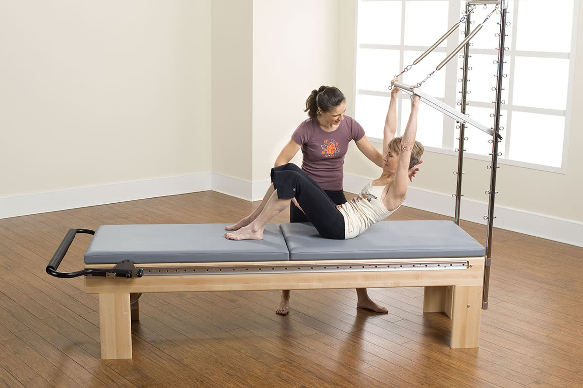 Clinical Reformer z wieza Balanced Body Polska sprzęt pilates