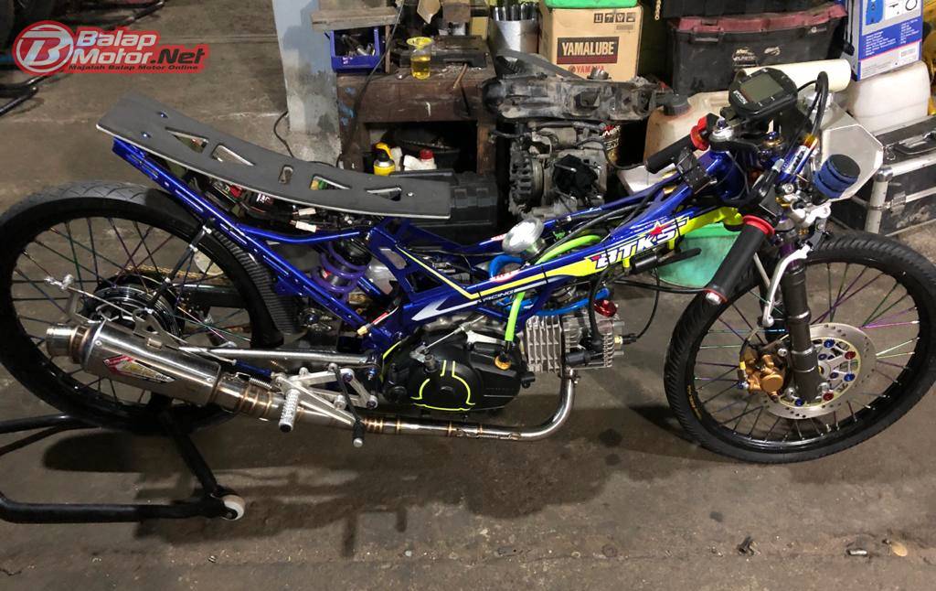 Miniatur motor dragbike yamaha fino rc 12 spek racing. Tim Btks Medan Siapkan Motor Drag Bakal Pindah Haluan