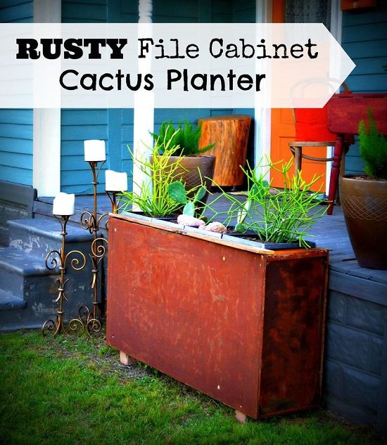 15 Appealing Rust Patina Planter Ideas DIY Rusty Metal Planters Balcony Garden 