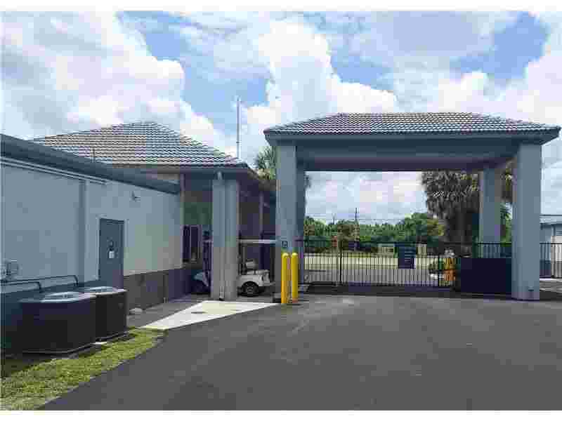 Extra Space Port Charlotte Baldwin Howell Properties, LLC