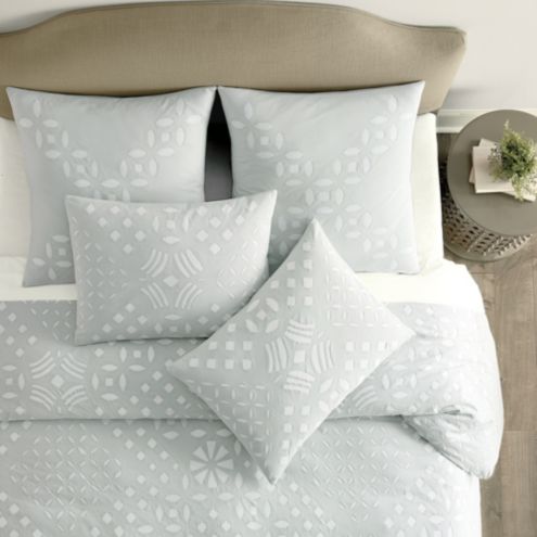 Ballard DesignsSuzanne Kasler Eyelet Duvet Cover Sky/White Twin