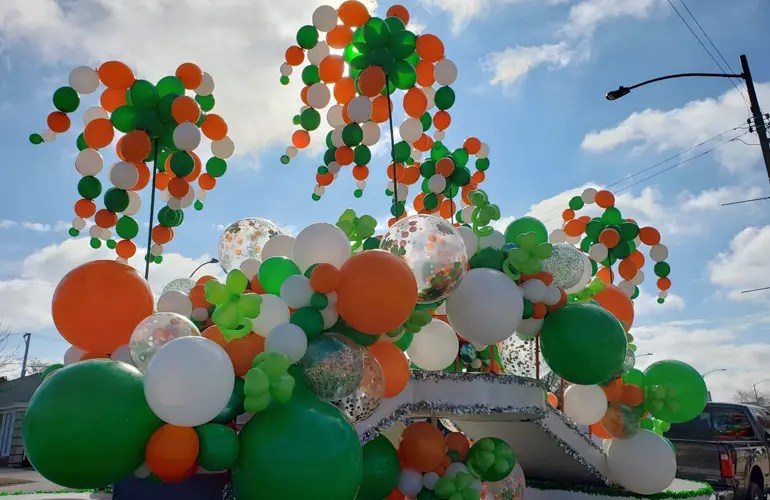 Parade Balloons to get you noticed