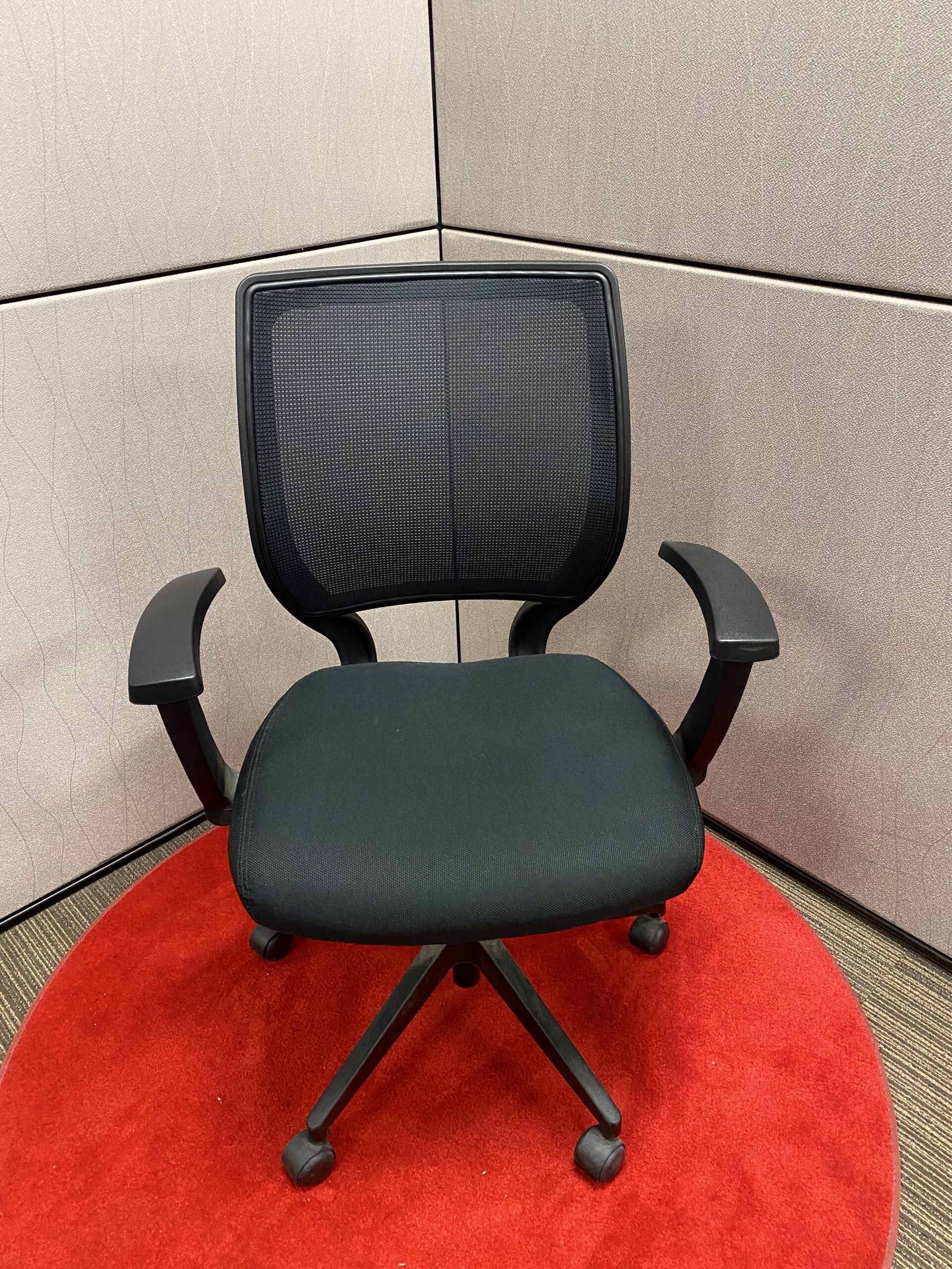HON Basyx VL521 Series Mesh MidBack Task Chair 100 Ball Office