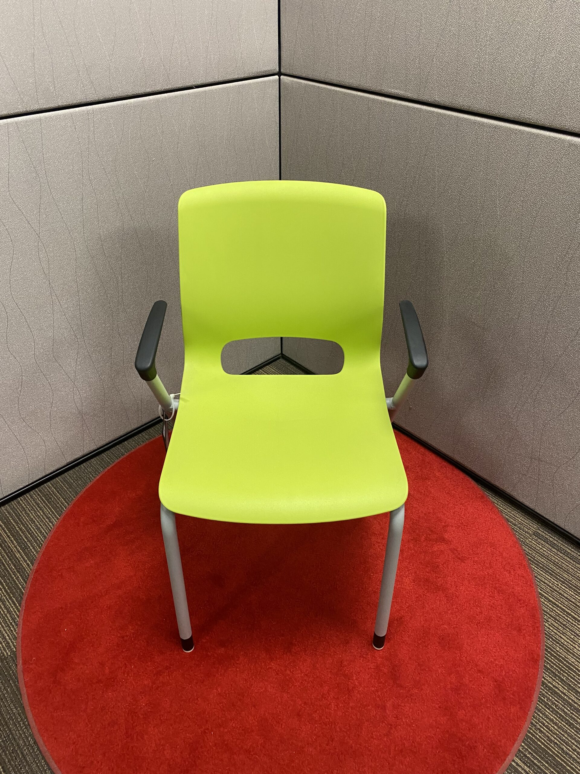 HON Motivate 4 Leg Stack Chairs, Set of 2, 300 Ball Office Products