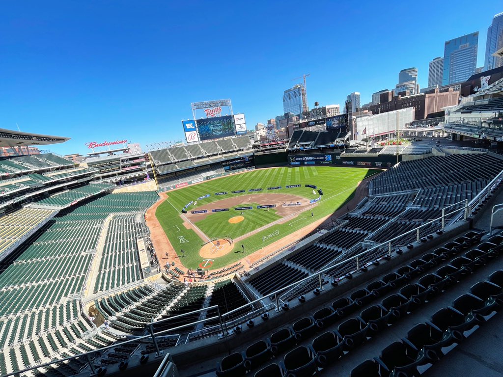 Counting down to Saturday's Winter Classic at Target Field Ballpark
