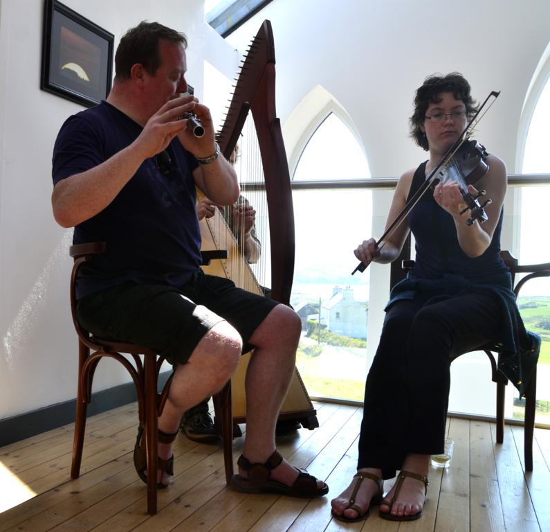 Johnny Rua Harp Balooz