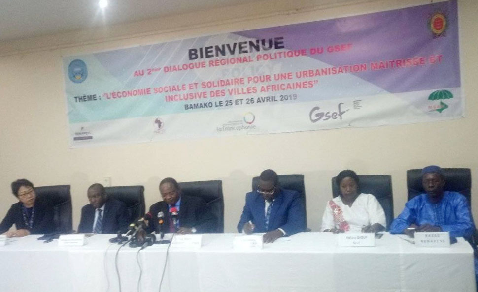 La co-construction (Politiques et interventions sociales)