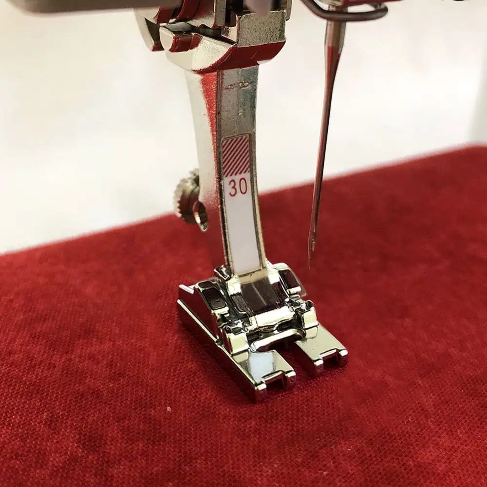 30V Bernina Pintuck Foot 3 Groove