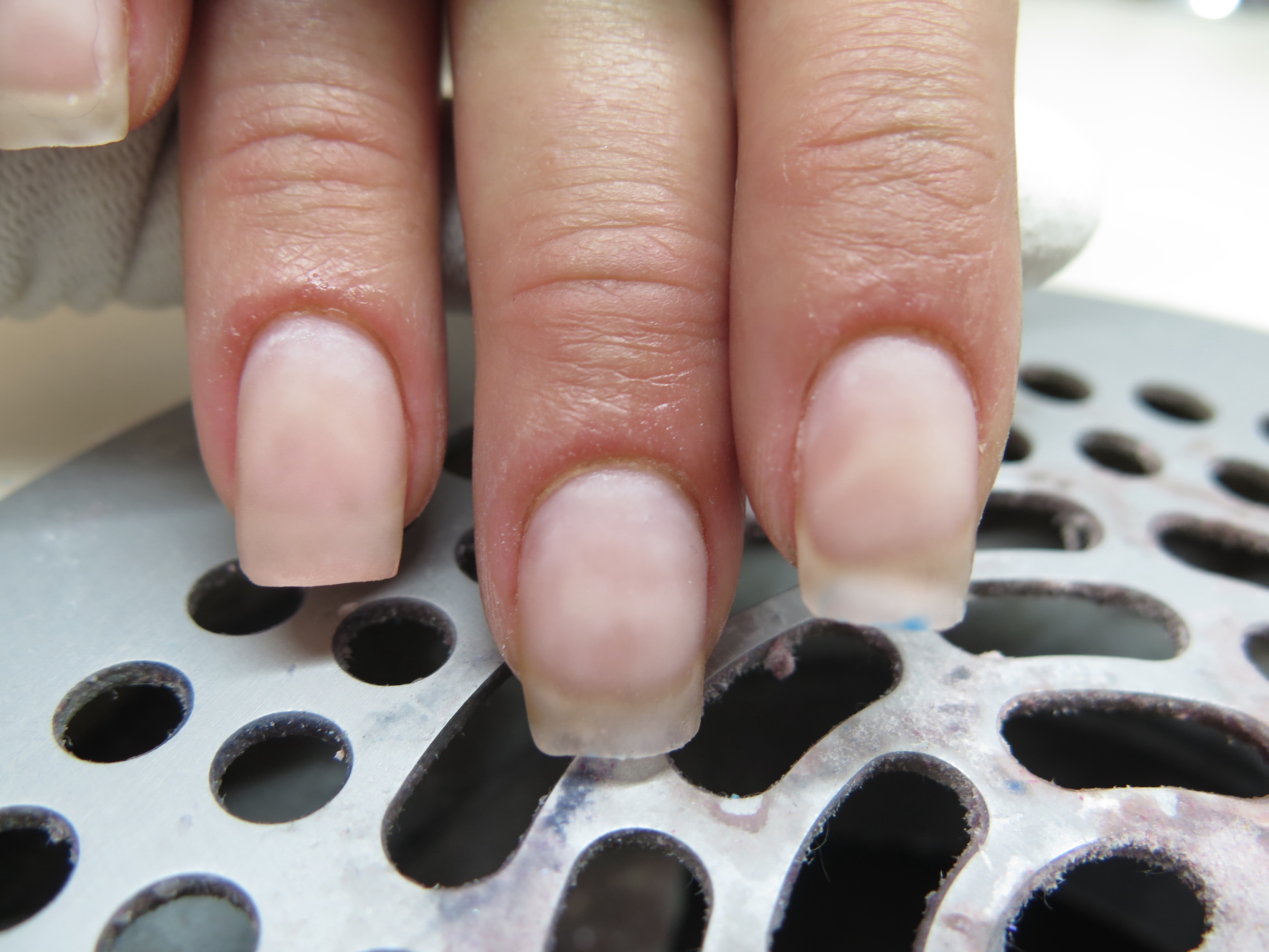 Mini Pas A Pas Remplissage D Ongles En Resine Pose Salon Bamboo