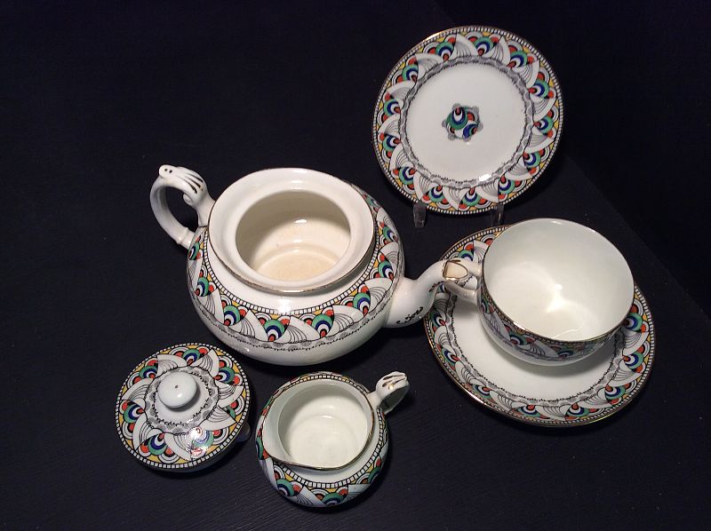 PARAGON.....A PART 'BACHELOR' TEASET...PEACOCK PATTERN...TEAPOT, ETC