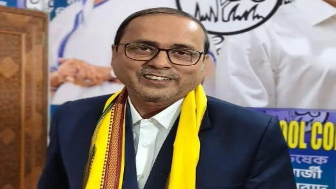 সচিব-হেনস্থা কাণ্ডে পুলিশি তলব বৈশ্বানরকে, তুঙ্গে শাসক-প্রশাসন সংঘাত! – এবেলা সচিব-হেনস্থা কাণ্ডে পুলিশি তলব বৈশ্বানরকে, তুঙ্গে শাসক-প্রশাসন সংঘাত! – এবেলা