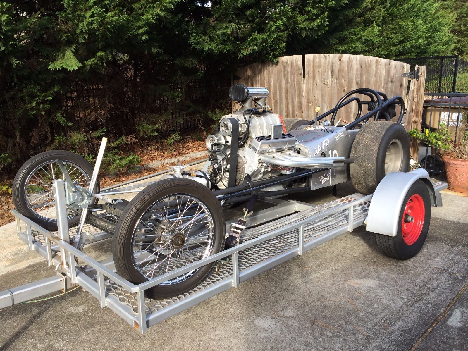 Classic Slingshot Dragster