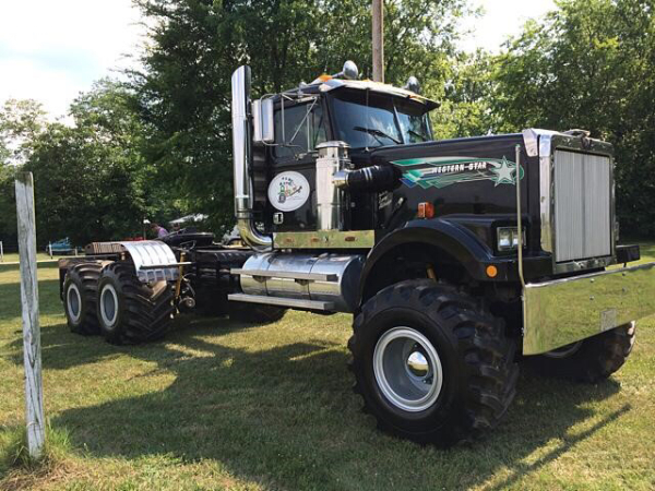 6x6 Western Star Pulling Truck for sale on