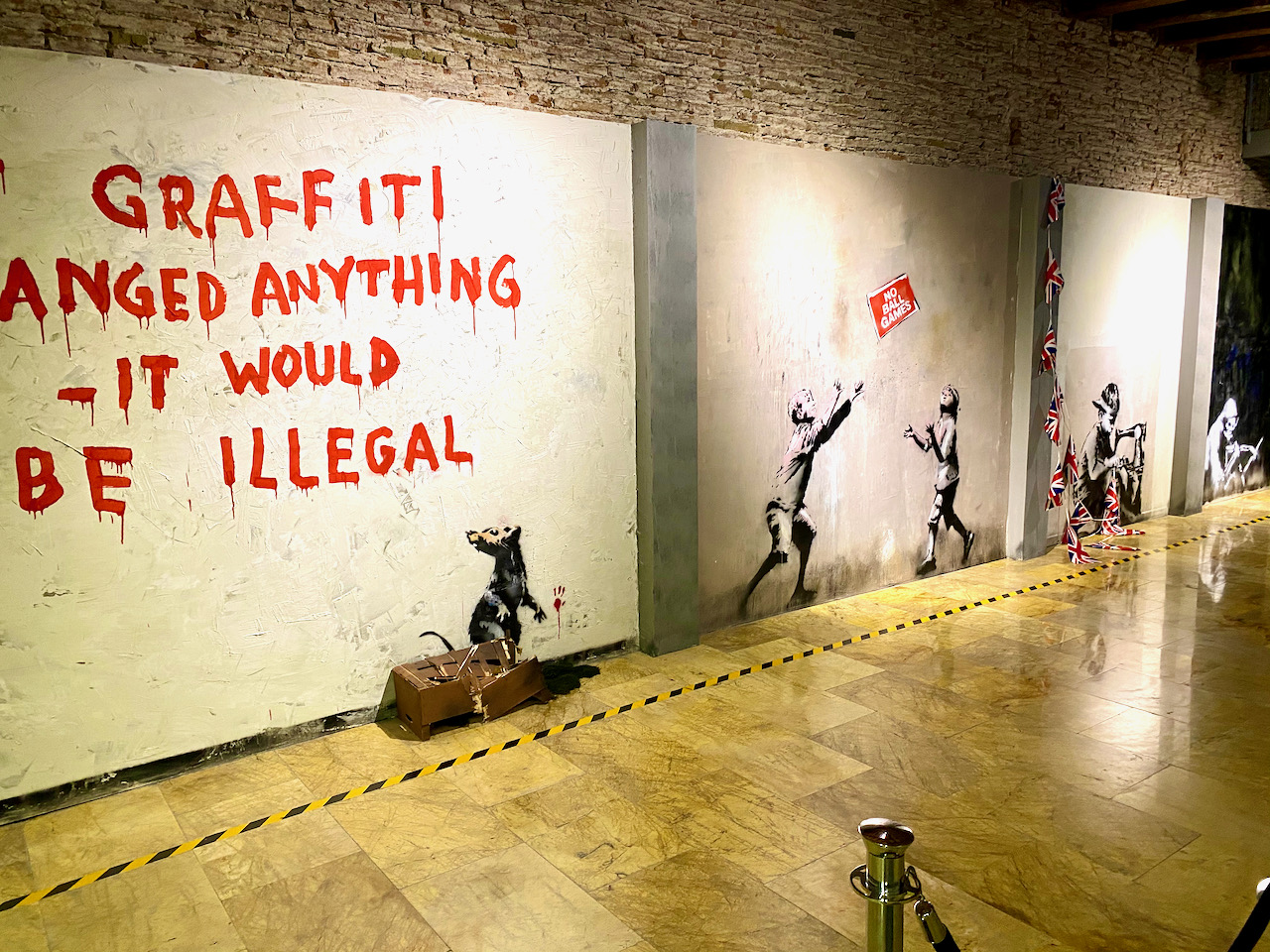 All these 100 fake Banksy exhibitions. 22 August 2022 Banksy unofficial