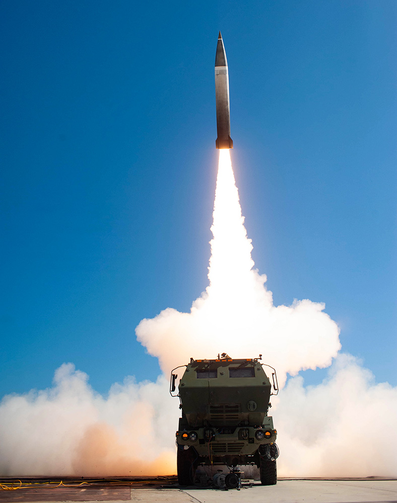 Customers & Contracts Banner Defense