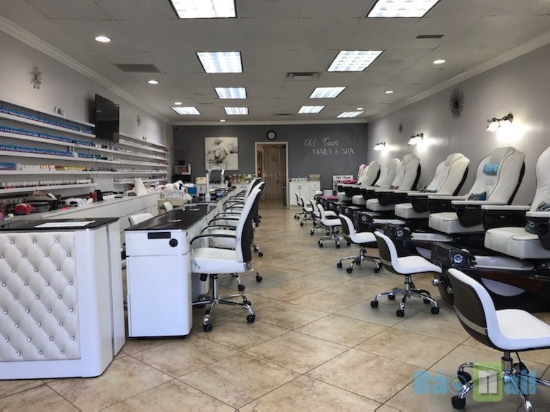 Old Town Nails & Spa, Temecula CA CẦN THỢ