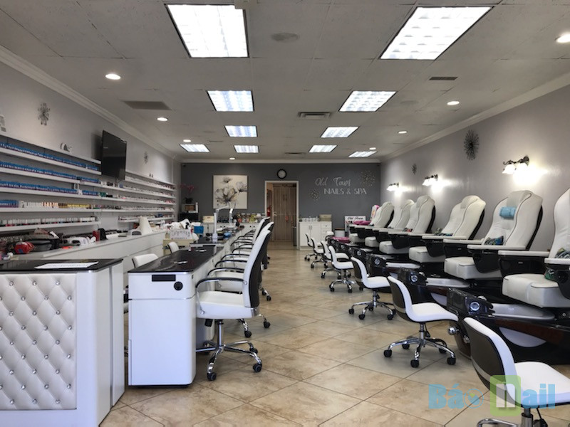 Old Town Nails & Spa, Temecula CA CẦN THỢ