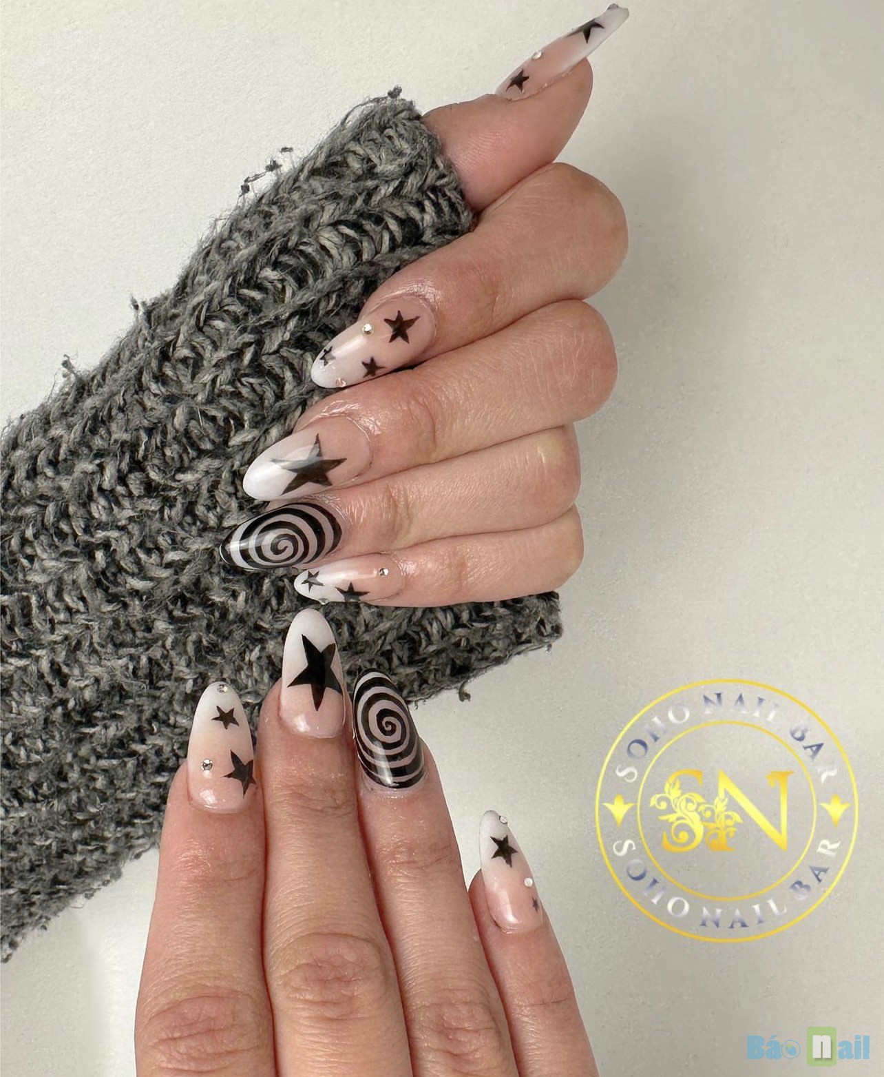 Soho Nail Bar, Houston TX Cần sang tiệm Nail ở Houston