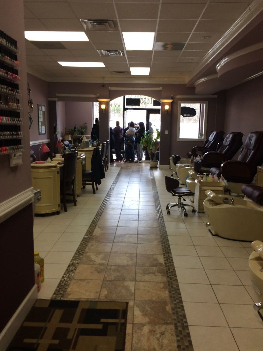 Vy Nails, Rocky Mount NC Hơn 10,000 & 13,000up nếu có sức khỏe và tay