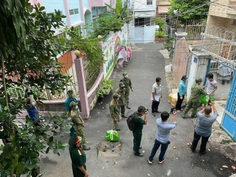 Sài Gòn ngày phong tỏa thứ bốn mươi bảy Tiếng Dân