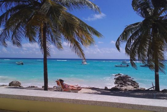 Happy Hours at 6 MIX Bar + Kitchen, Barbados