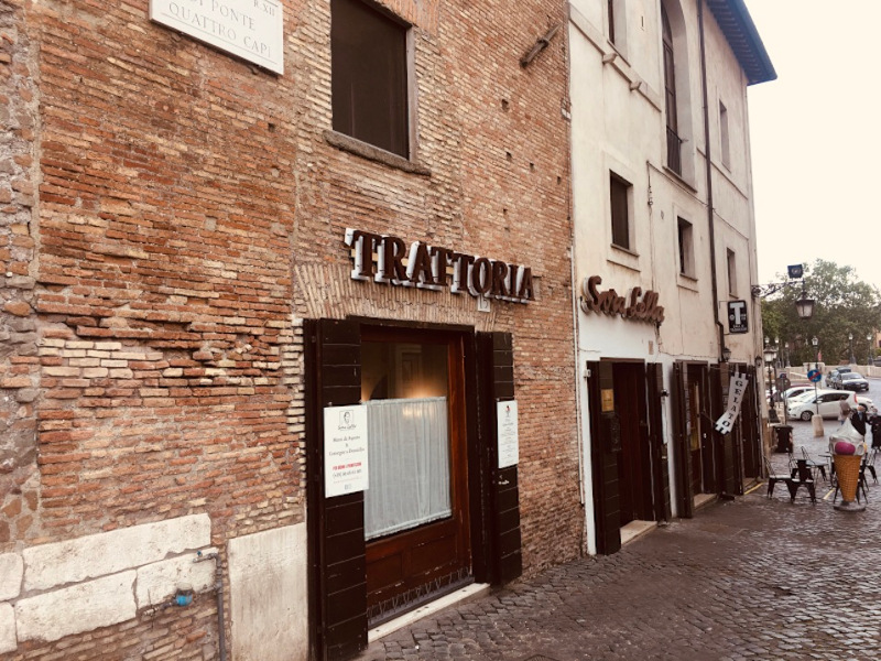 L'Isola Tiberina a Roma una nave romana nel Tevere barbaraetwins