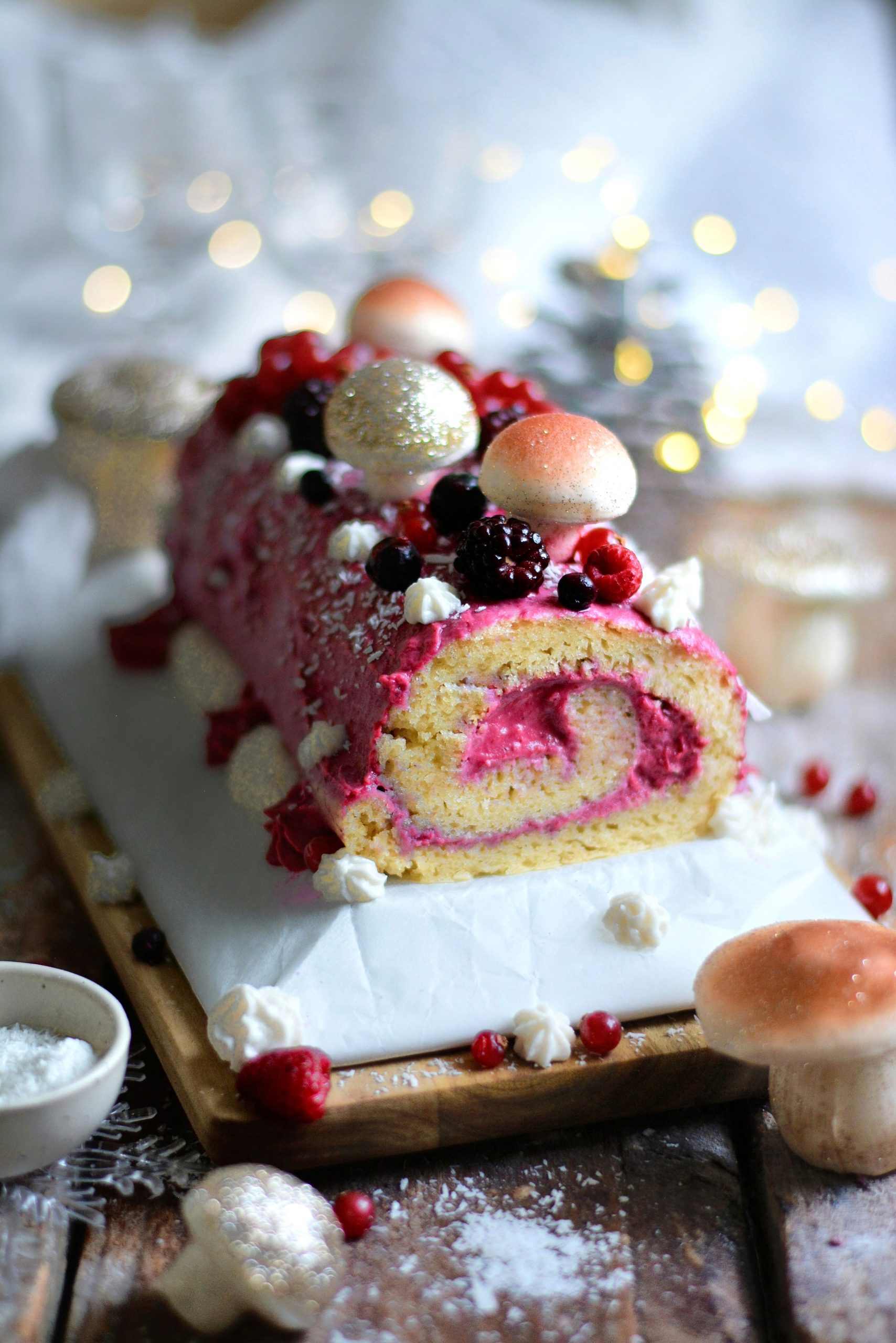Bûche de Noël Végétalienne aux Fruits Rouges et Grand Marnier