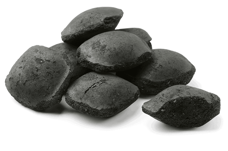 Lump Charcoal vs Briquettes Which is Best? Barbecue FAQ