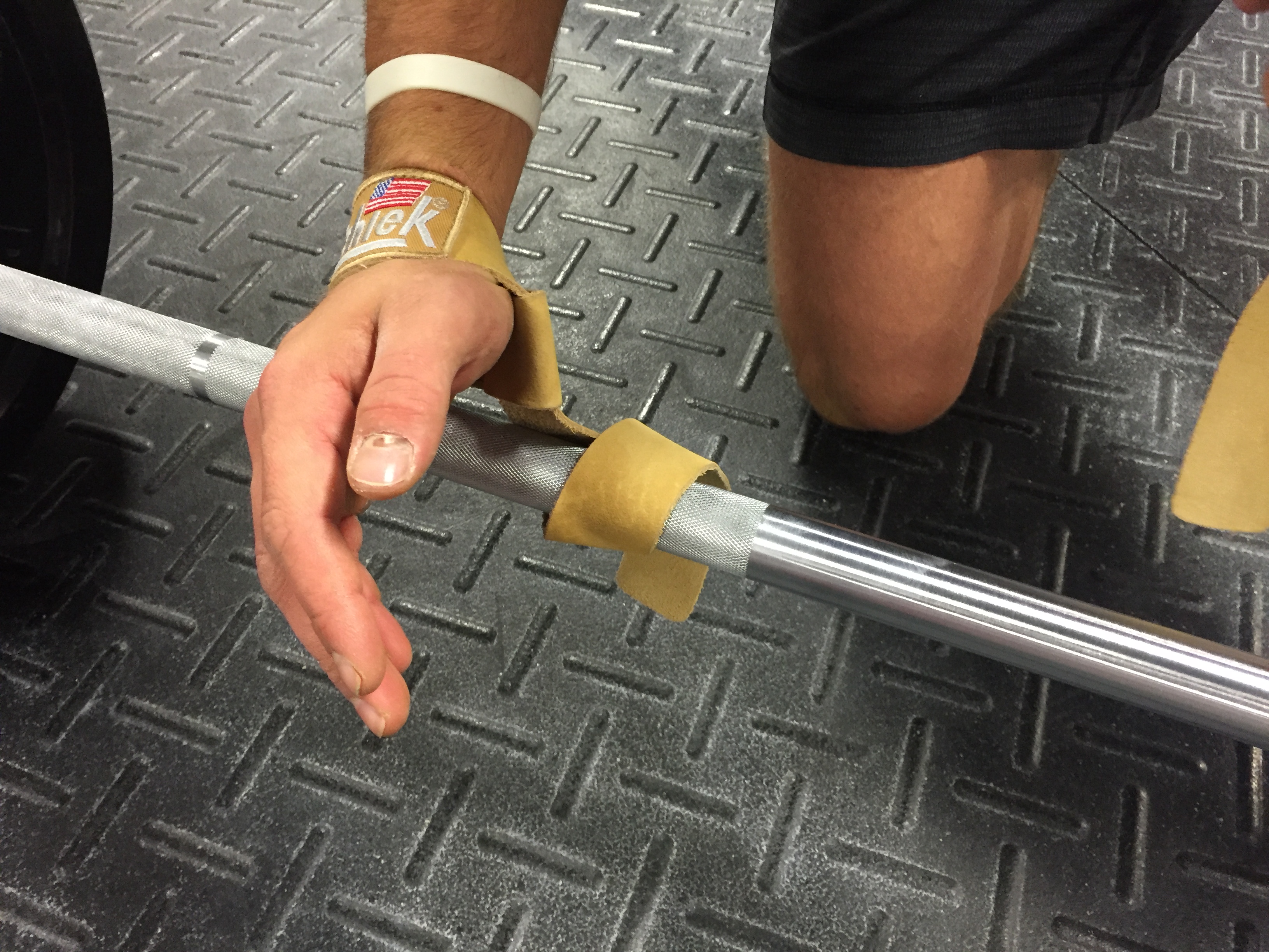 Schiek Leather Lifting Strap Review (2024) BarBend