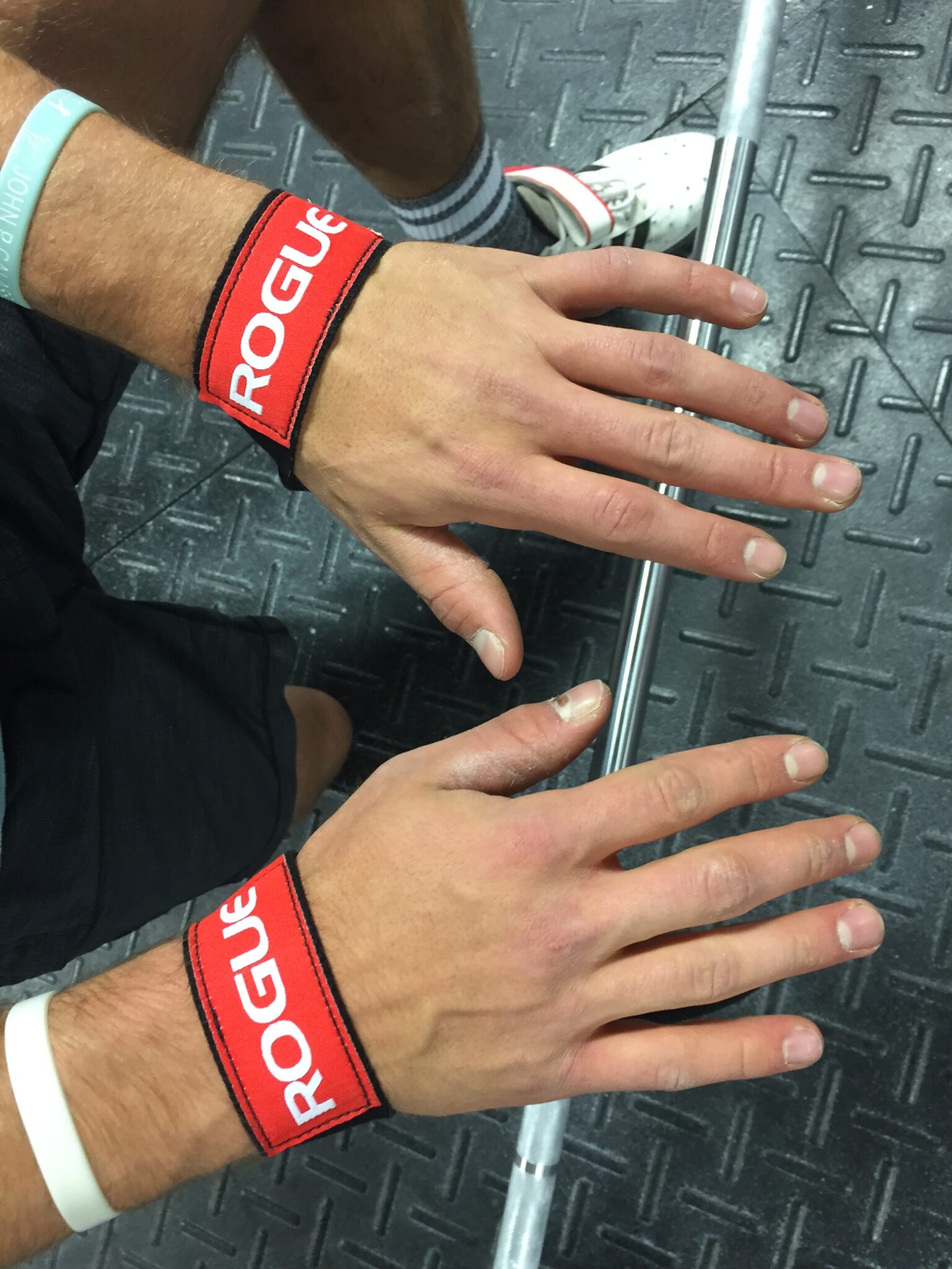 Rogue Ohio Cotton Lifting Strap Review (2024) BarBend