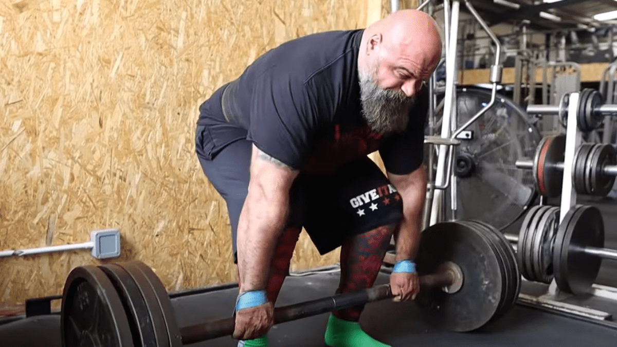 The Axle Deadlift vs. the Barbell Deadlift — How to Use Each For More