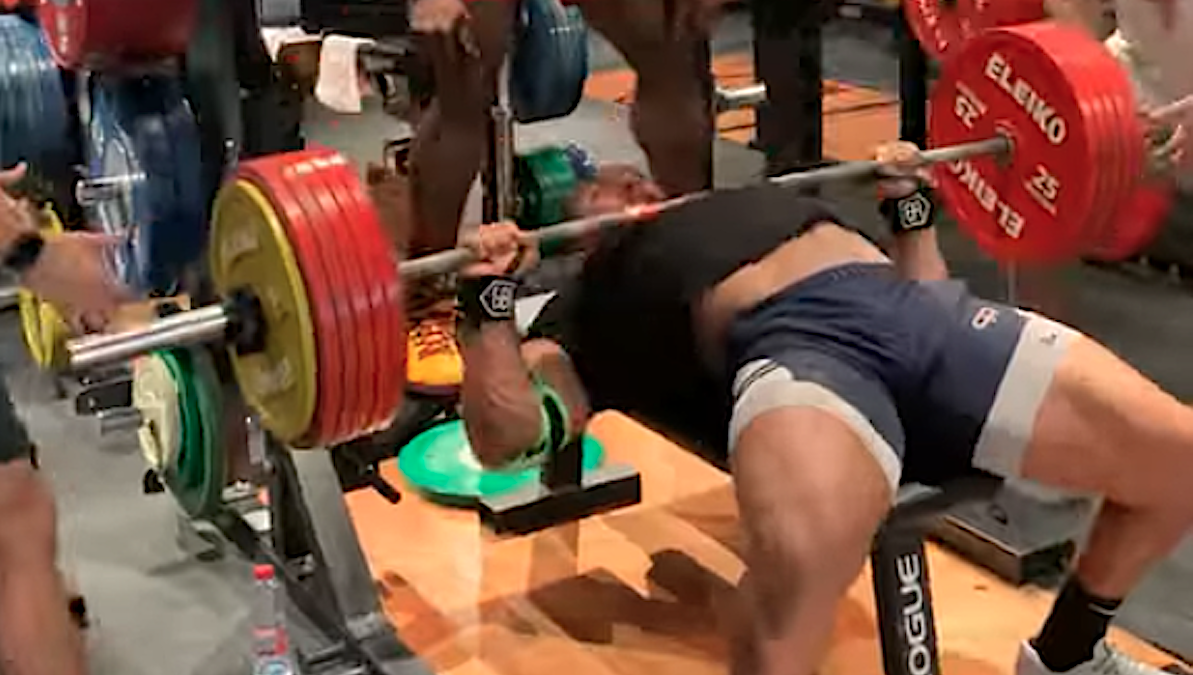 Larry Wheels (140KG) Hits 300Kilogram (661.4Pound) Paused Bench Press