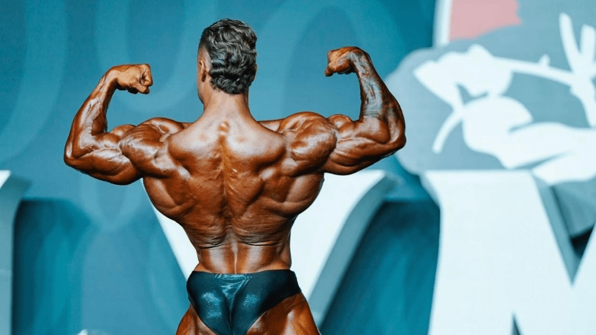 Why Do Bodybuilders Use Spray Tan for Competitions? BarBend