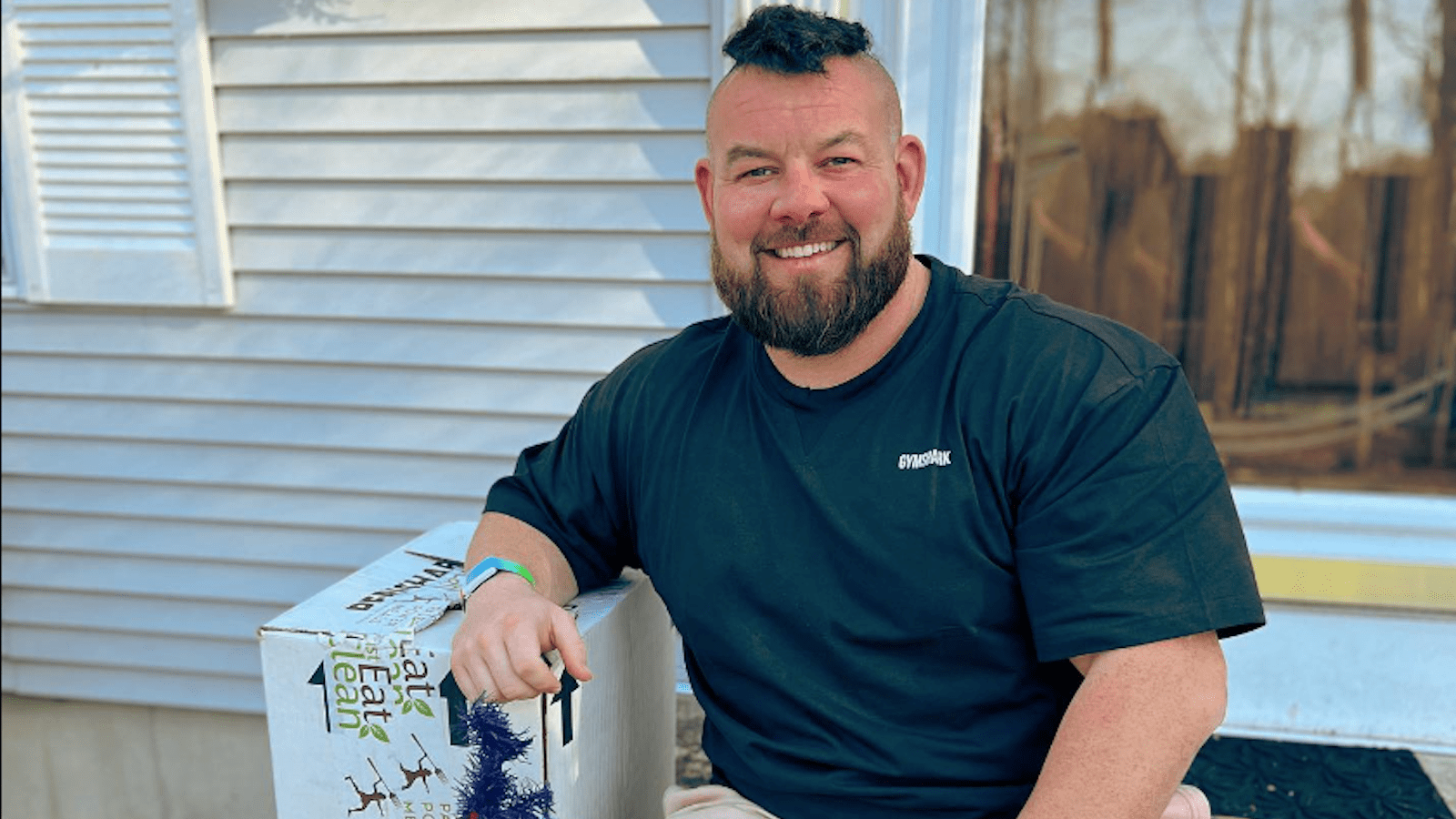 Strongman Rob Kearney Teaches SandbagtoShoulder Technique BarBend
