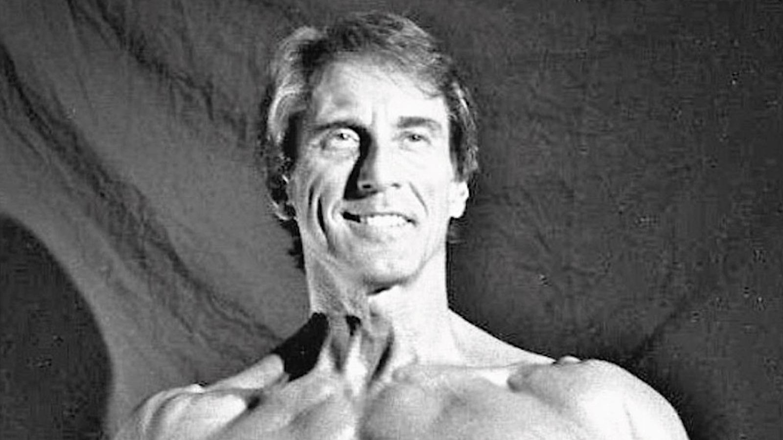 Frank Zane's Advice to Competitive Bodybuilders "Don't Stay Peaked