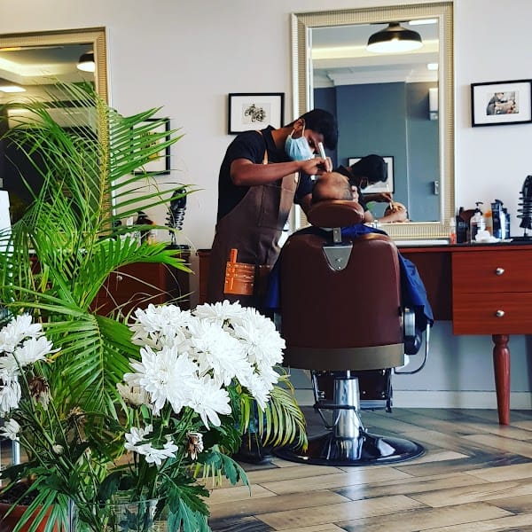 The Barber, Muscat Barberhead