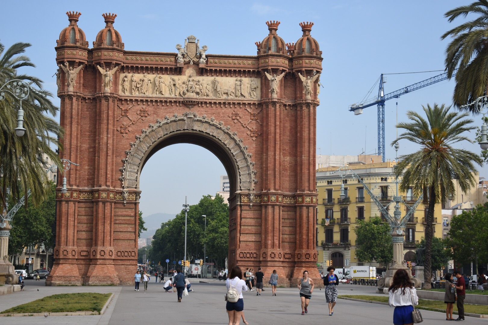 Arc de Triomf Monument in Barcelona Things to do in Barcelona