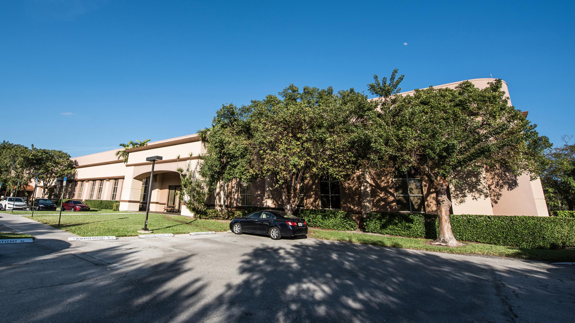 5400 Broken Sound Blvd Boca Raton, FL 33487 Bark Management