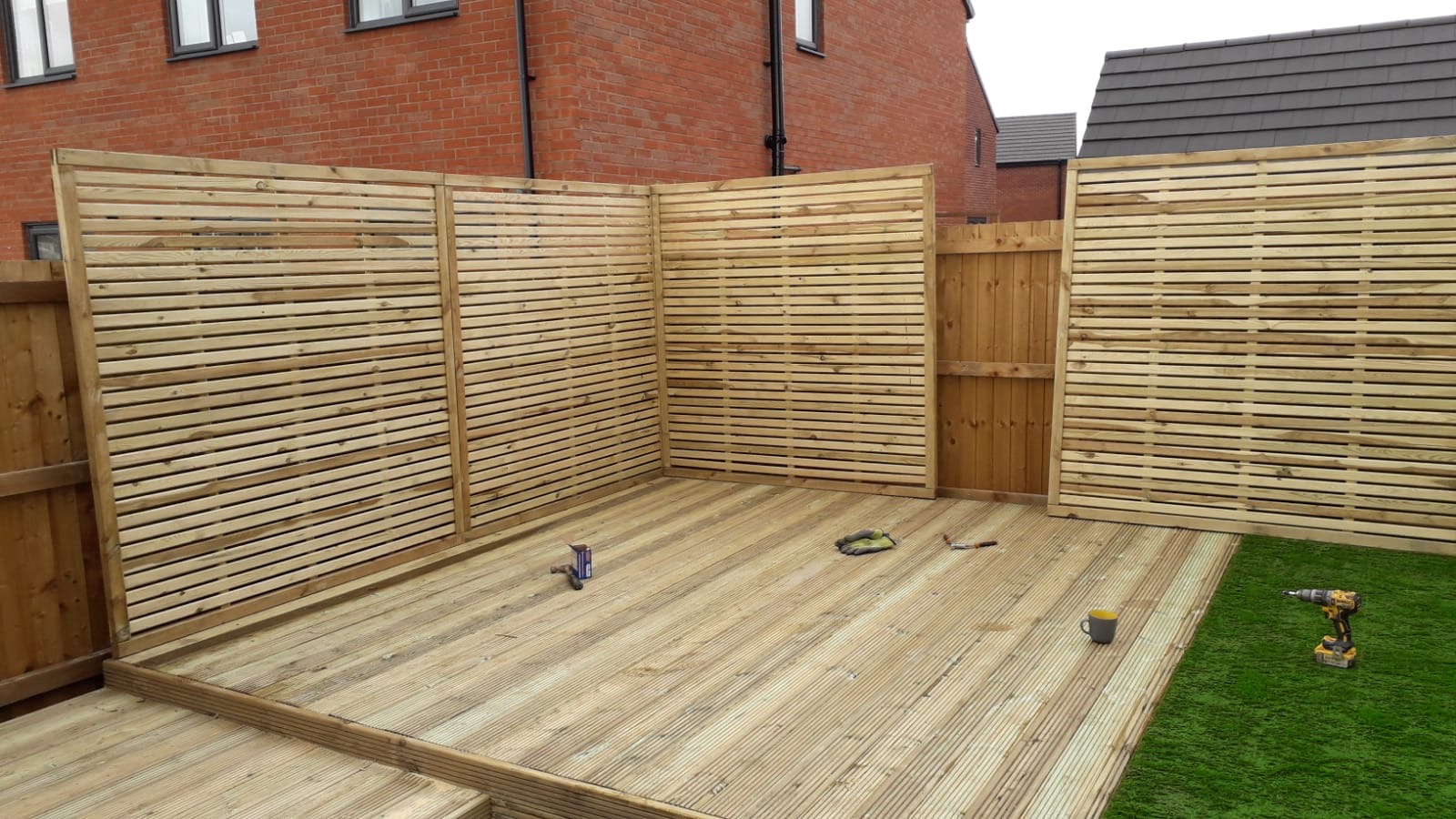 How to Clean Timber Decking (6 Step Guide) • Barnard Fencing