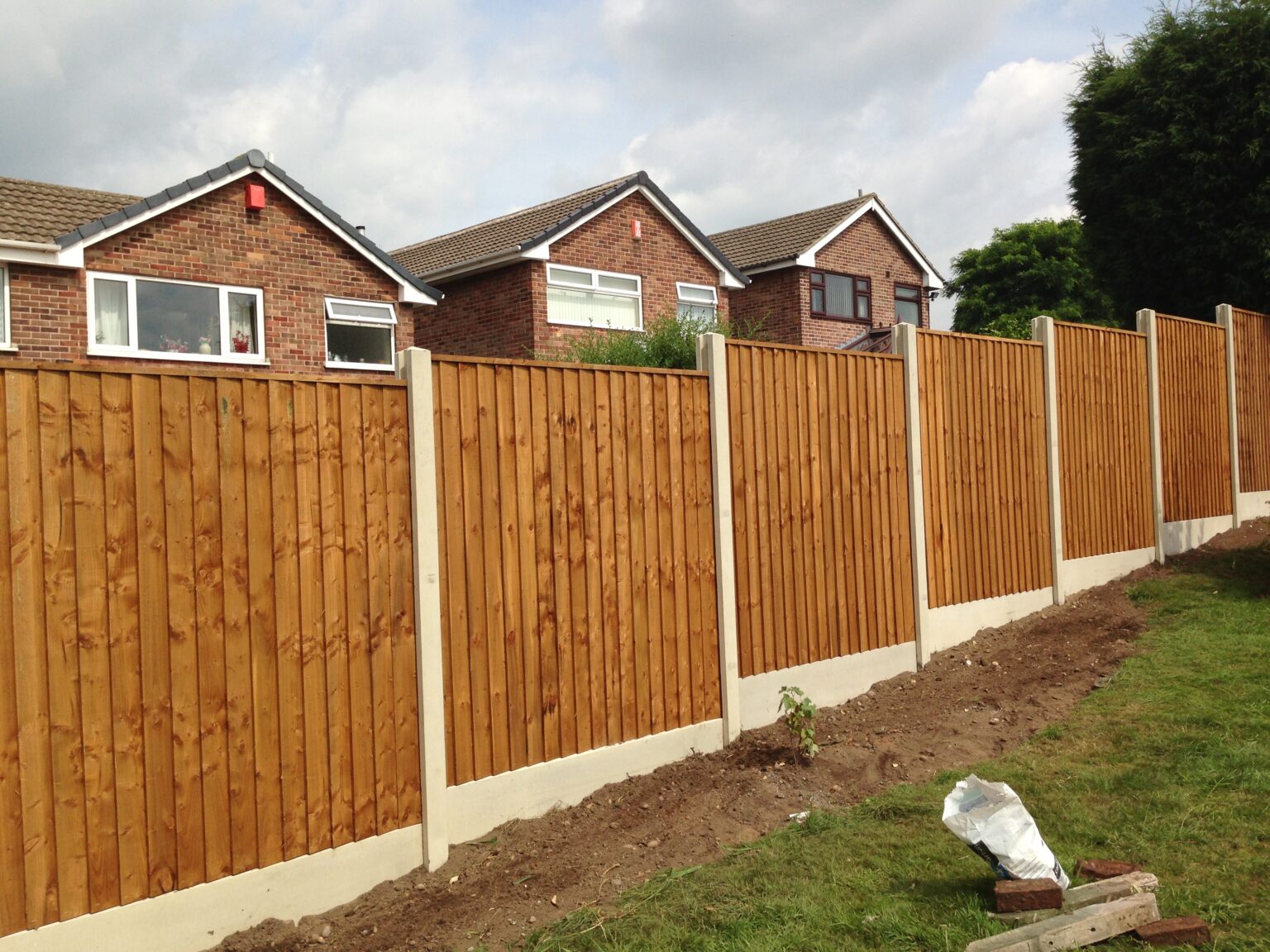 Fencing Supplies & Installation Nottingham • Barnard Fencing