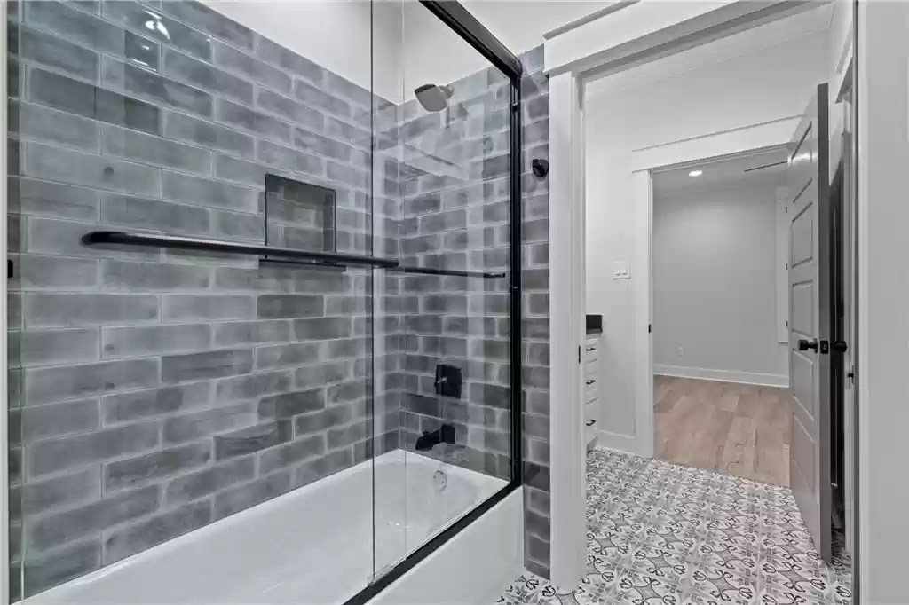 210 Pamela Ave, Chalk Bluff, TX 76705