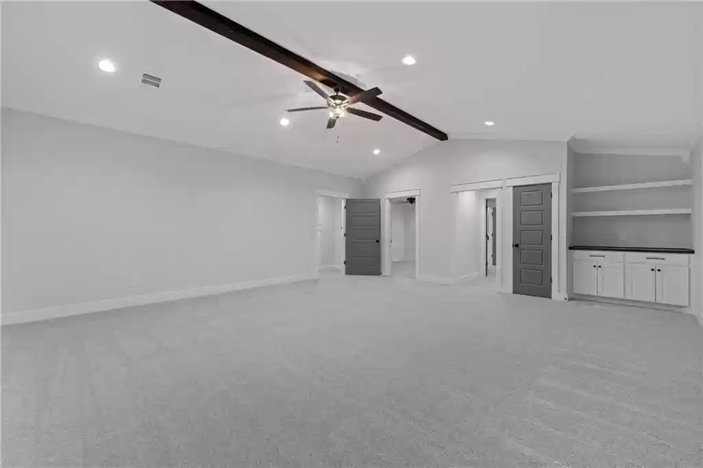 210 Pamela Ave, Chalk Bluff, TX 76705