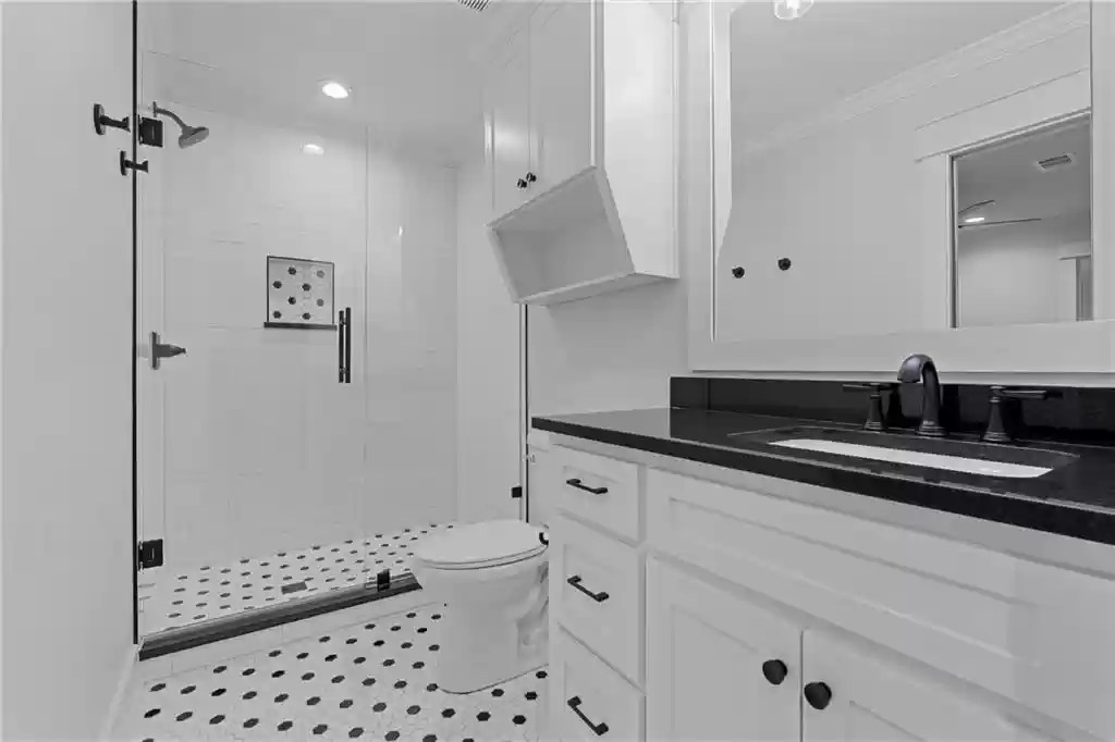 210 Pamela Ave, Chalk Bluff, TX 76705