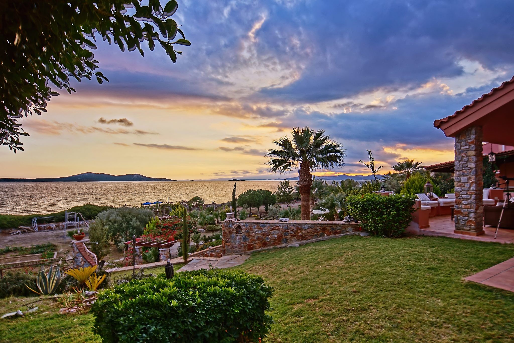 House for sale 5 Bedrooms 3391 sq ft Evia € 1,100,000