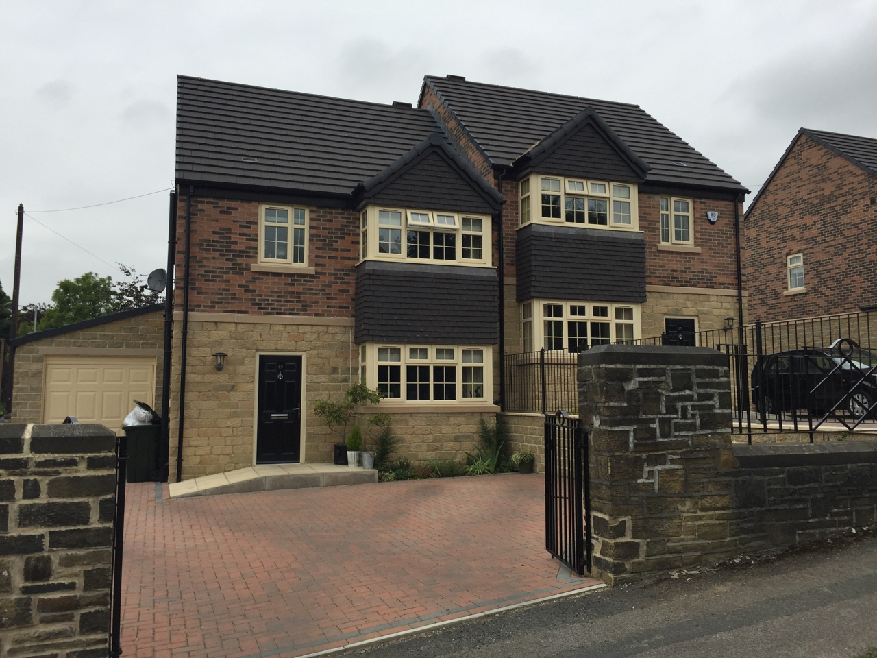 Low Moor, Bradford BD12 Barnes Homes